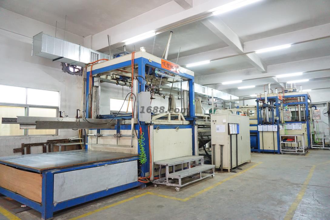 全自動吸塑機(jī)